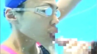Swimmer Sucks Underwater