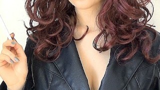 THE SMOKING SEDUCTRESS #1