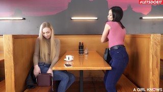 Natural Tits Models Jade Presley And Jenny Wild Have Lesbian Sex