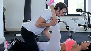 Fitness Instructor Fucks A Babe And Fills Her Mouth With His Cum