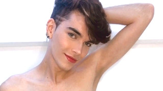 Swinging In Baggy Shorts - Henry Evans