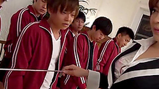 Ogata Runa Walks In A Male Physical Exam And Gets A Messy Bukakke