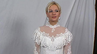 Cute Babe In A Wedding Dress Spreads Her Legs For A Nice Fuck