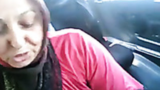 Old Turkish Bitch Blowing My Dick On POV Sex Video