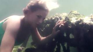 Underwater Girls