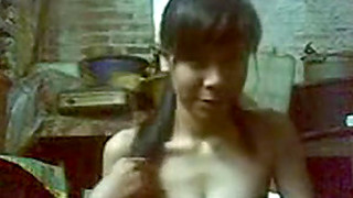 Indonesian Hot Girl Fucked Her Pussy